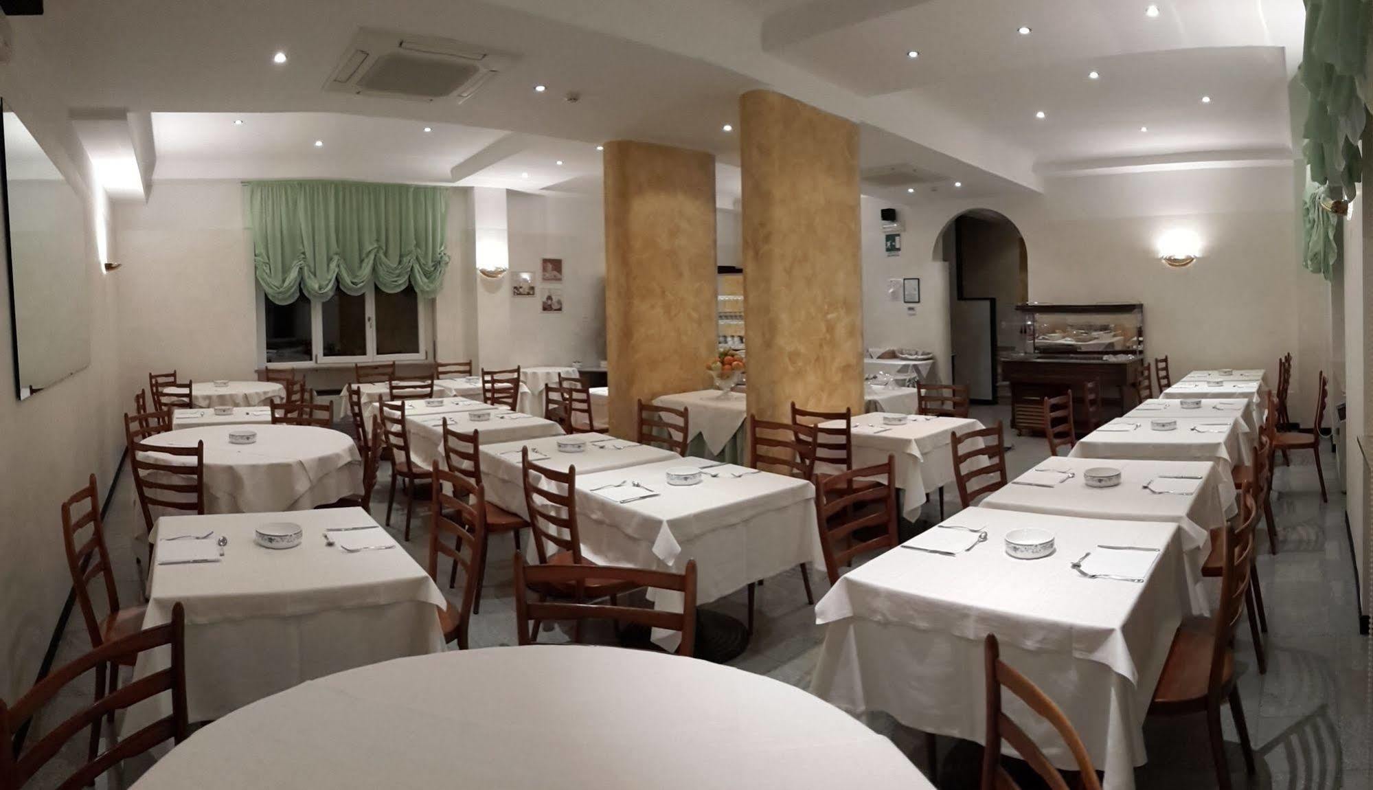 Hotel Vittoria 2*