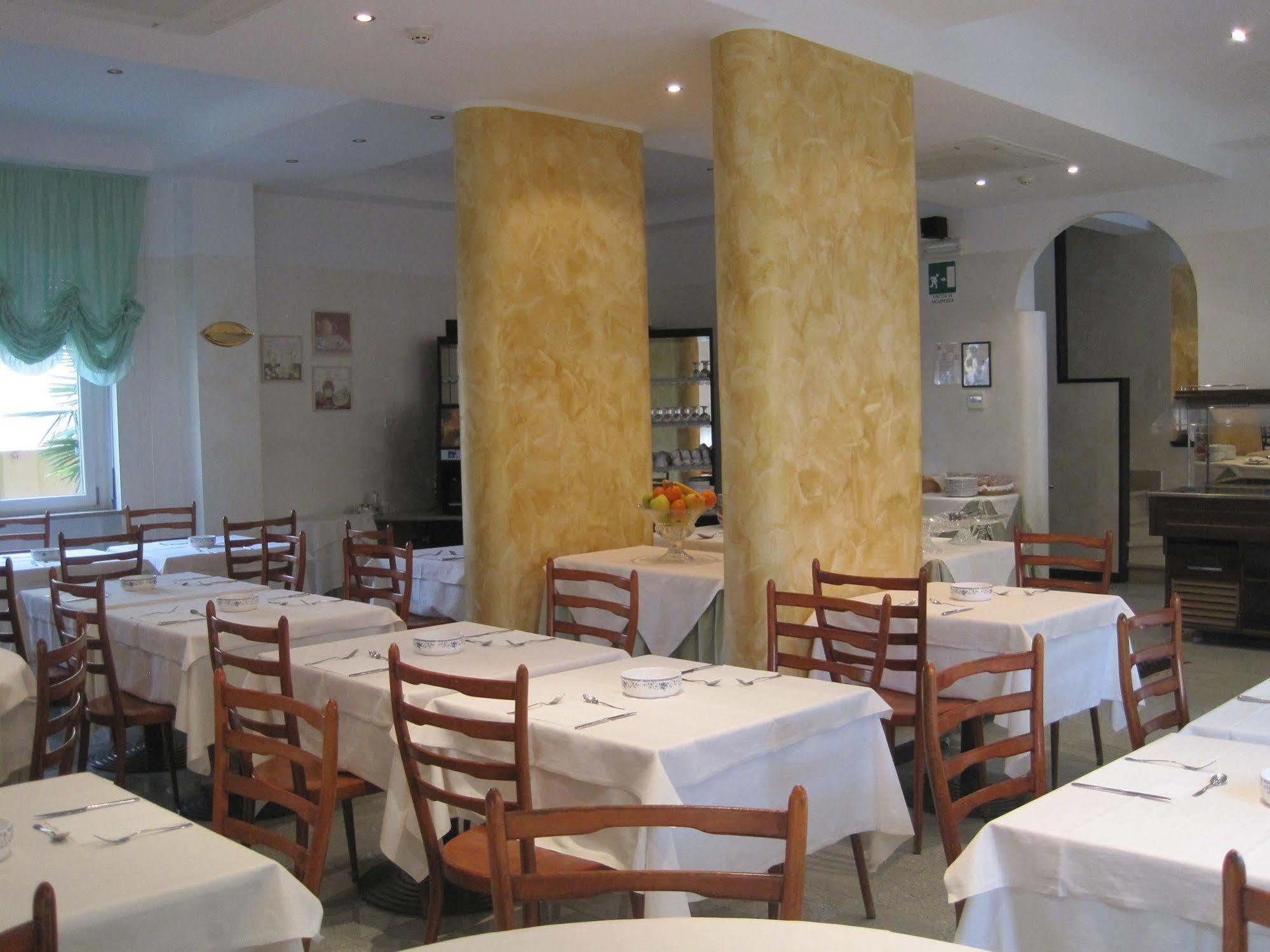 Hotel Vittoria 2*